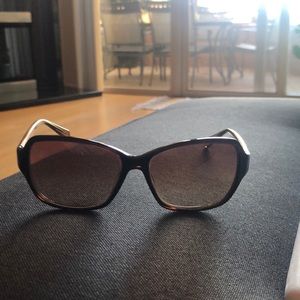 Gorgeous medium lens coach glasses!